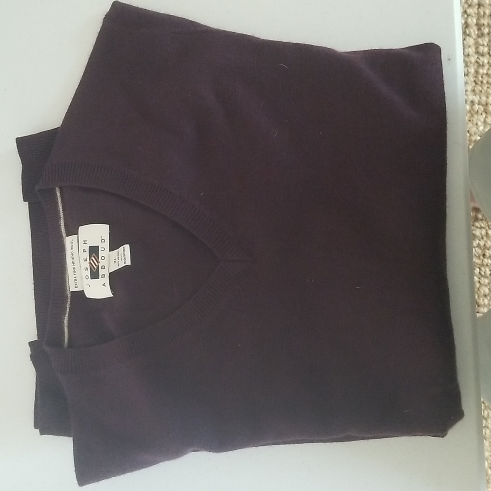Men's Sweater ...Maroon, Purpleish XL, Joseph Abboud, extra fine merino wool